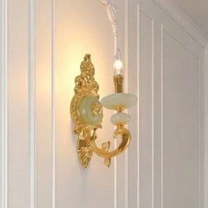 Đèn vách đồng nguyên chất thiết kế tay nến, chao đá cẩm thạch VD-188