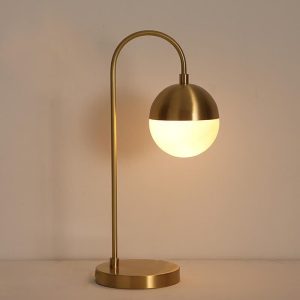 Đèn bàn chao thủy tinh đục nghệ thuật DB-338