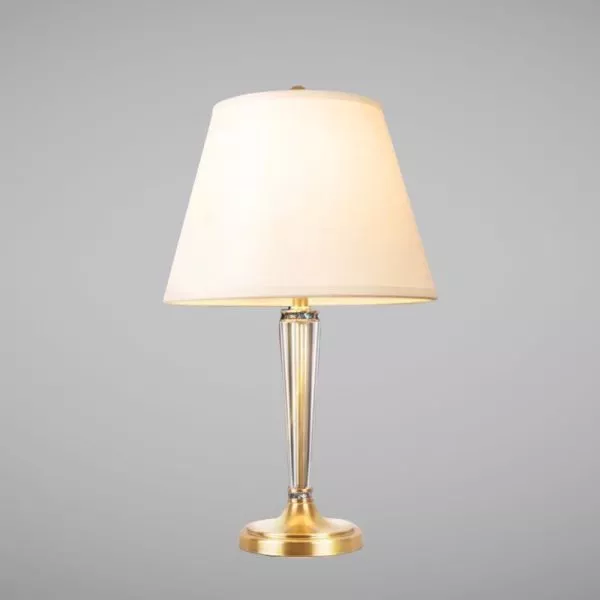 Đèn Bàn Chụp Vải Trắng, Thân Kim Loại Phối Thủy Tinh Nghệ Thuật Db-356