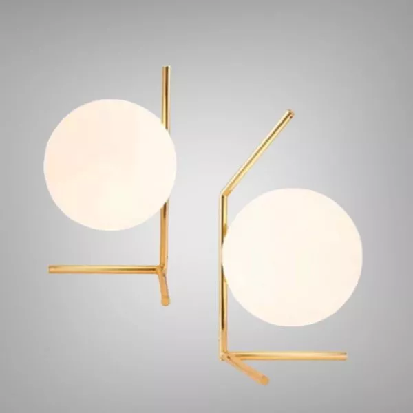 Đèn Bàn Moonlight Chao Thủy Tinh Trắng, Thân Kim Loại Si Vàng-Đồng Db-333