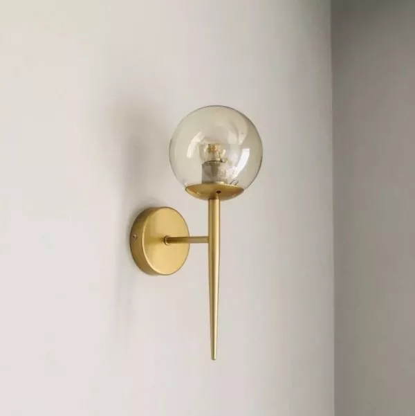 Đèn Gắn Tường Decor, Thiết Kế Hình Đuốc, Chao Thủy Tinh Trà Nghệ Thuật Vdc-548