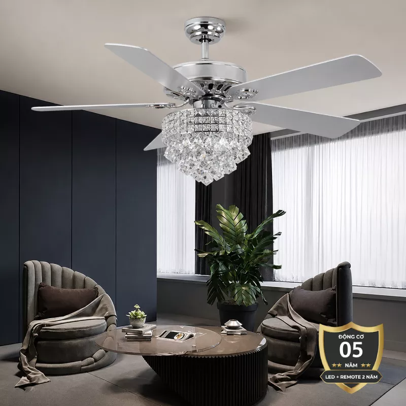 Quạt trần đèn, 5 cánh nhựa, phối khung pha lê cao cấp QT-131