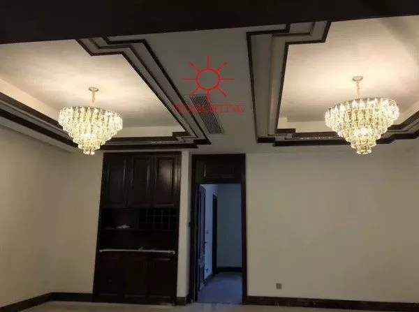 Đèn Gắn Trần Phòng Khách-Bàn Phale Phối Kim Loại Cao Cấp Dc-122