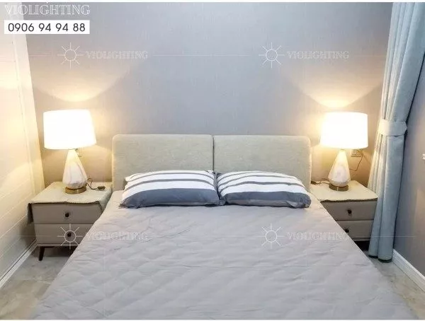 Đèn Bàn Chao Vải Trắng, Thân Đá Cao Cấp Db-345