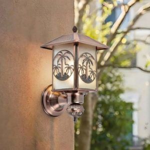 Đèn gắn tường ngoài trời giá rẻ, thiết kế cổ điển VNT-613