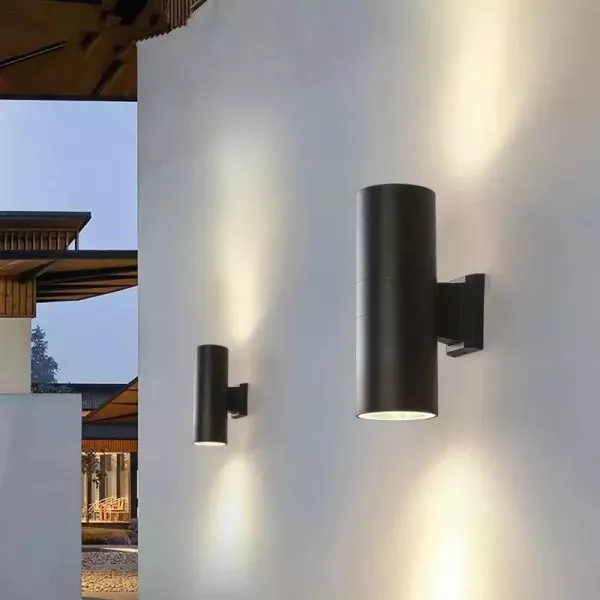 Đèn Tường Led Hiện Đại Ngoài Trời Kiểu Trụ Màu Đen, Hắt 2 Đầu Vnt-370Đ