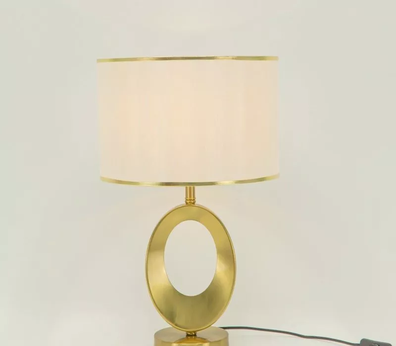 Đèn Bàn Chụp Vải, Thân Kim Loại Si Vàng Đồng Cao Cấp Db-714