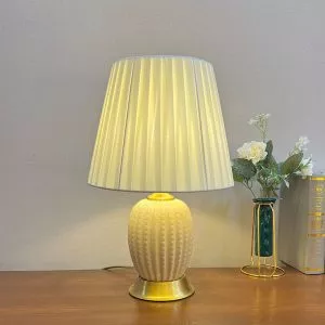 Đèn bàn thân sứ, thiết kế đơn giản phong cách Bắc Âu DB-702