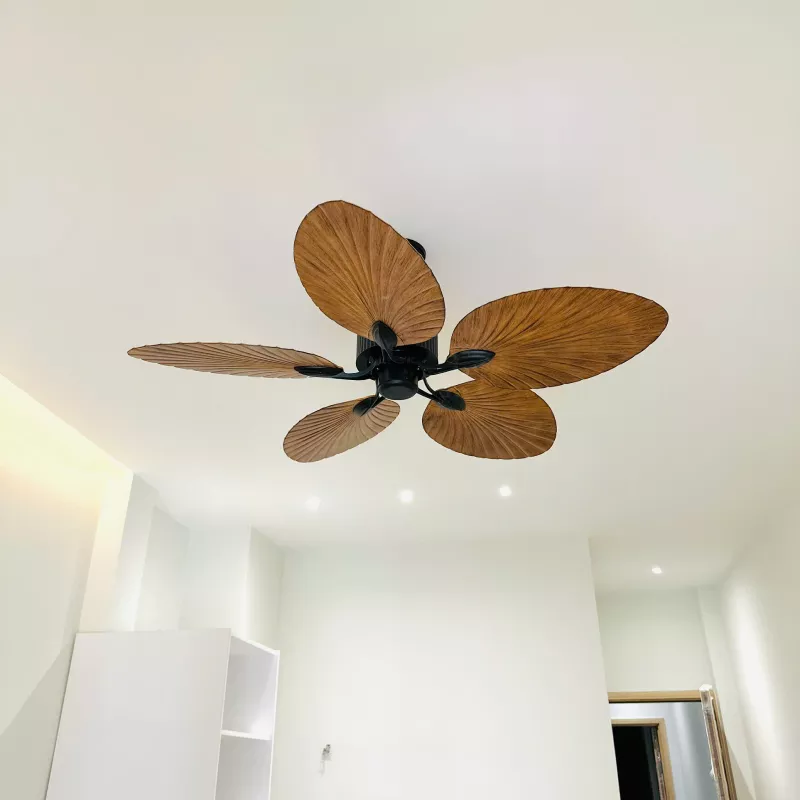 Quạt trần 5 cánh thiết kế hình lá phong cách cổ điển QT-104 - Hình ảnh 4