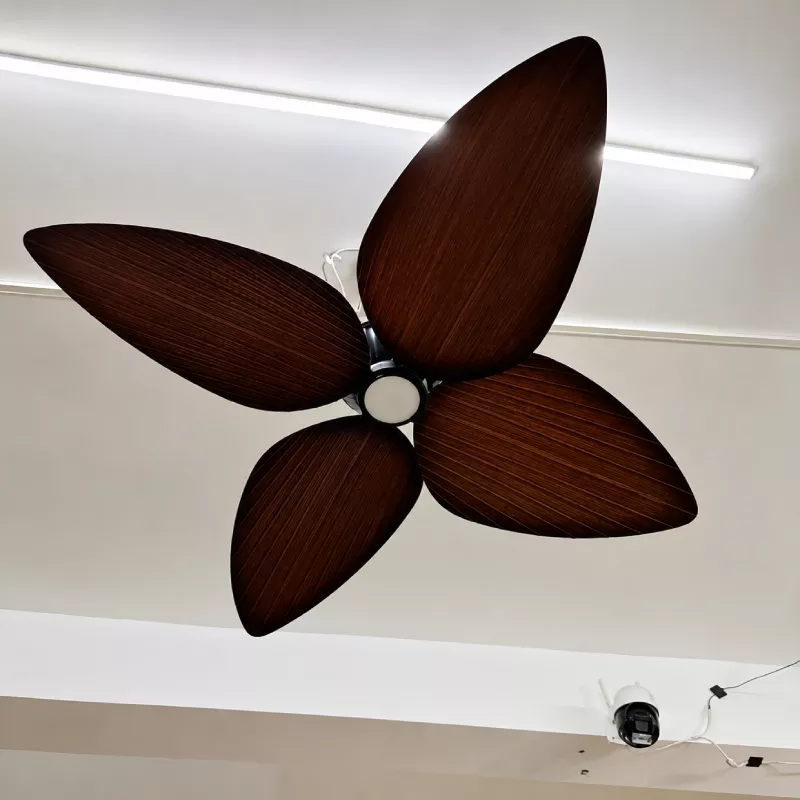 Quạt trần đèn 4 cánh thiết kế hình lá phong cách cổ điển QT-275 - Hình ảnh 3